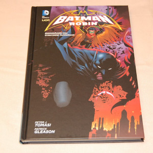 Batman ja Robin Ensimmäinen osa: Synnyimme tappamaan